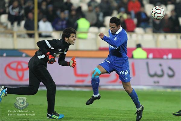 لیگ برتر ایران - دوره 14 - هفته 16 - 10 آذر 1393 - استقلال 1 راه آهن 0  -   وحید طالبلو و آرش برهانی