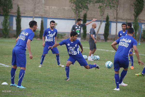 برف و سرما برنامه استقلال را تغییر داد