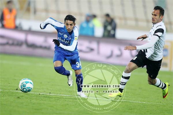 مدافع استقلال بامداد امروز از این تیم جدا شد