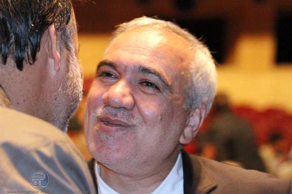 علی فتح‌الله‌زاده: «شفر» می‌تواند یک جام برای استقلال بیاورد/ فرهاد مجیدی را راضی کنند تا به کادر فنی اضافه شود