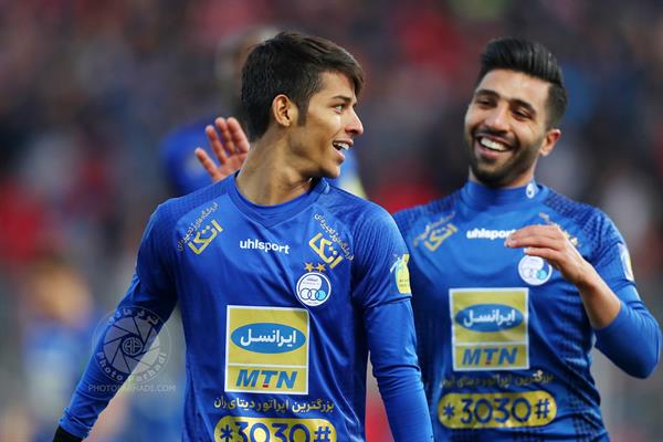 هافبک استقلال به دیدار با پارس جم می‌رسد
