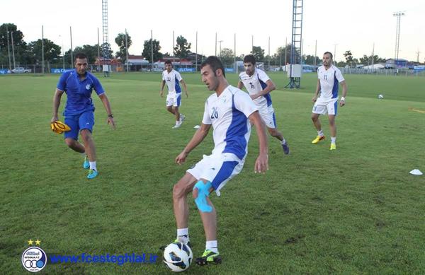 اعتراض استقلال به ناظر AFC در جلسه پیش از بازی/ نجف نژاد رسید، فتح‌الله زاده به تایلند نرفت