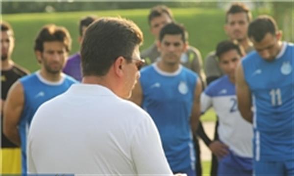 تمرینات ویژه برای دو بازیکن استقلال/آماده‌باش قلعه‌نویی به برهانی و عمران‌زاده