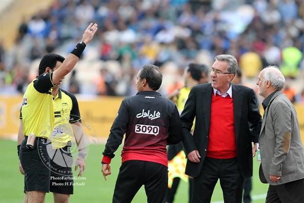 پرسپولیسی‌ها از آب گل‌آلود استقلال ماهی می‌گیرند!