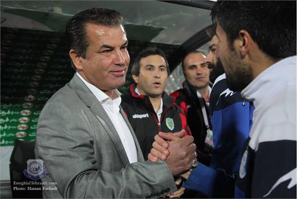 حمید استیلی: هر کسی در فوتبال سرمایه‌گذاری می‌کند مستقیما سر از اوین درمی‌آورد!