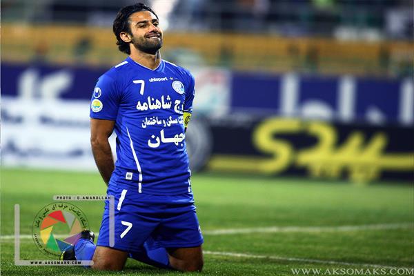 مجیدی گرفتار ازدحام هواداران