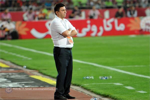 قلعه‌نویی: پرسپولیسی‌ها بیشتر کارت زرد گرفتند و ما بهتر بودیم