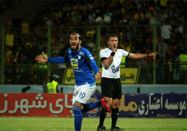 فیلم : لیگ برتر ایران / دیدار هفته ی بیست و نهم/ 22 اردیبهشت 1398 : صنعت نفت آبادان 0 - 0 استقلال تهران