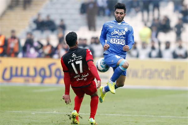 برگزاری دیدار استقلال و پرسپولیس در ورزشگاه شوکو آره‌نا