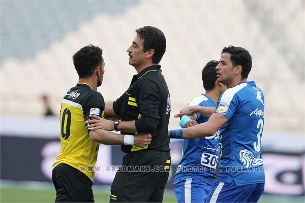 هو شدن پدیده توسط استقلالی ها و حمایت از رحمتی برای تیم ملی