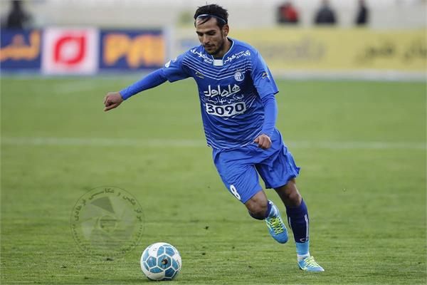 دوری سه ماهه هافبک استقلال